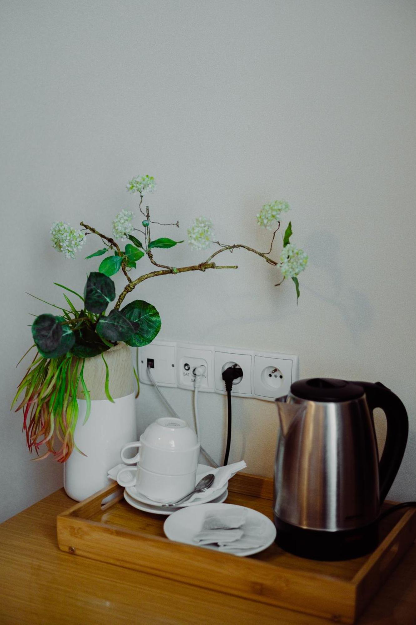 Hotel Bonsai Niemcza Extérieur photo