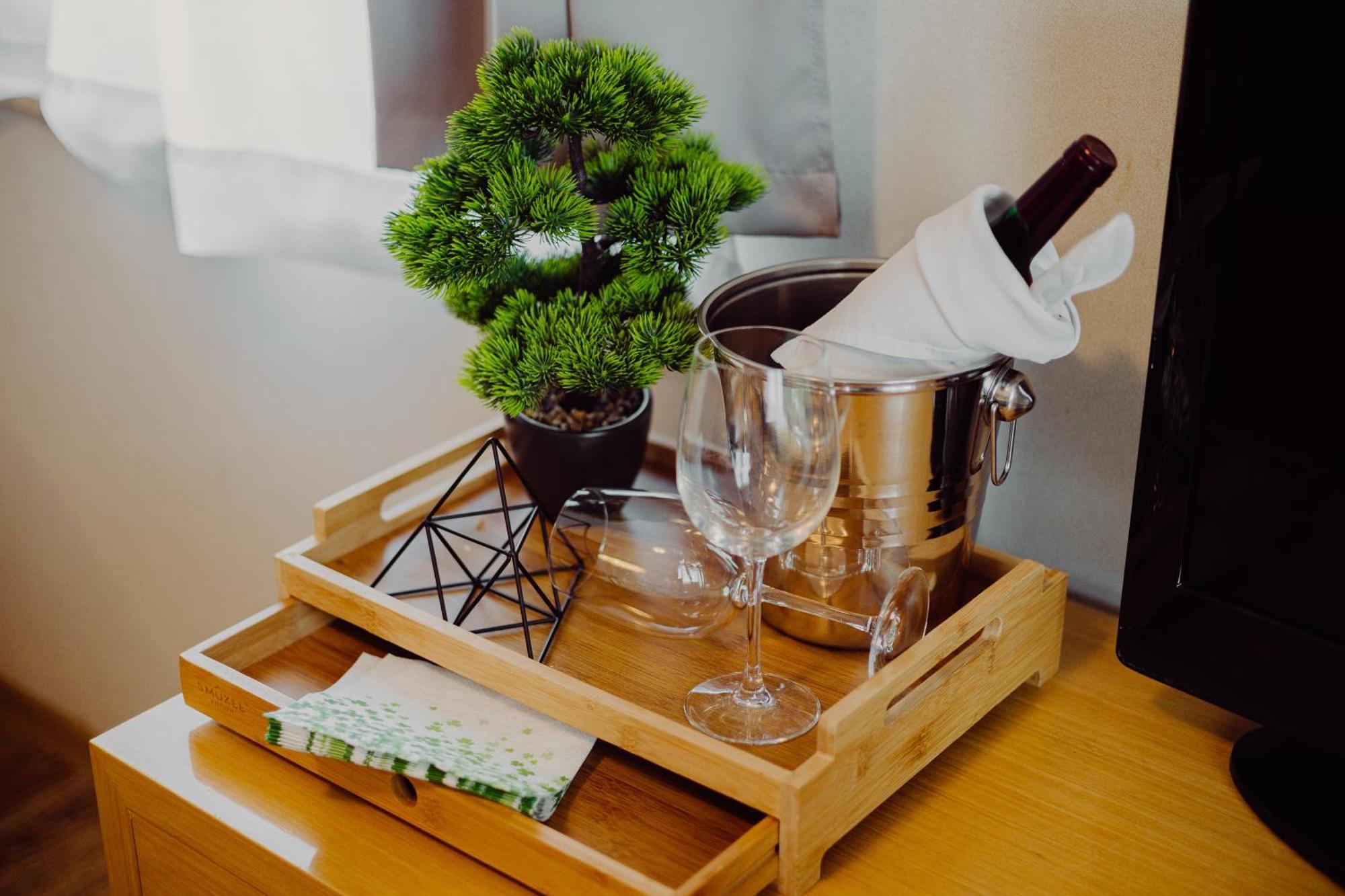 Hotel Bonsai Niemcza Extérieur photo
